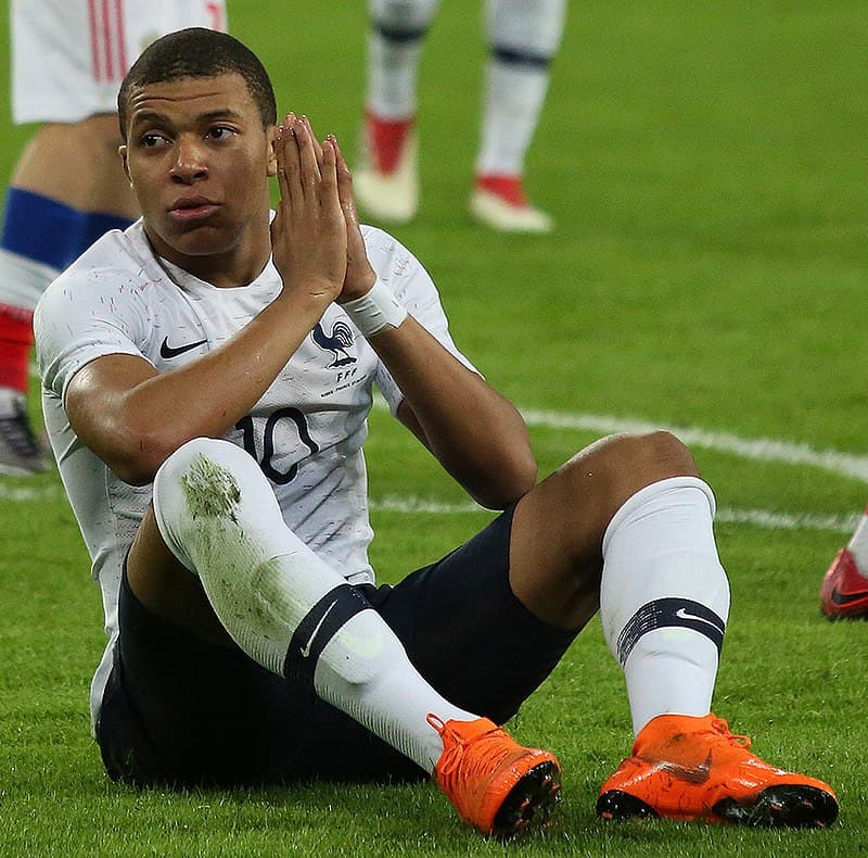 Những thành tích của cầu thủ Kylian Mbappe